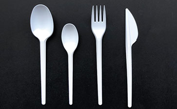 Cubiertos desechables para alimentos y eventos de Limpa Ecuador